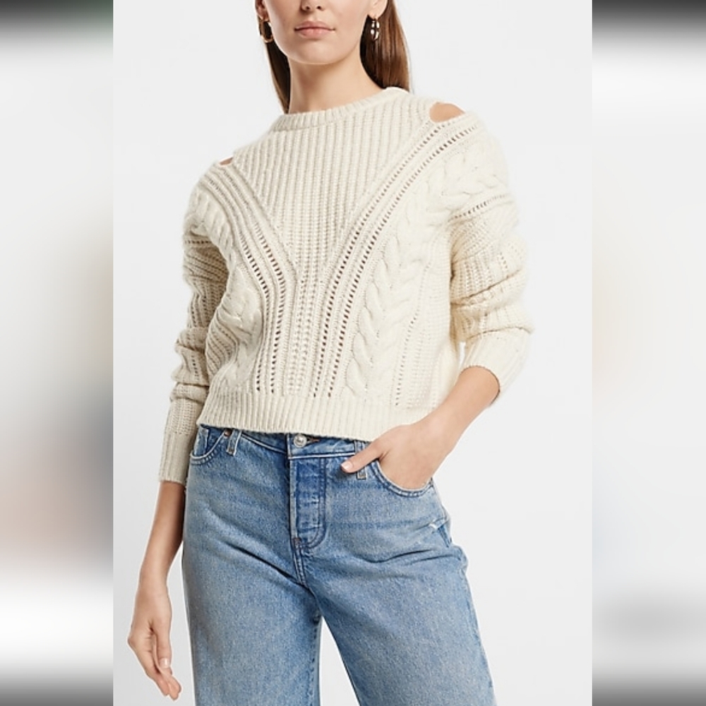 Knit crew neck cutout sweater